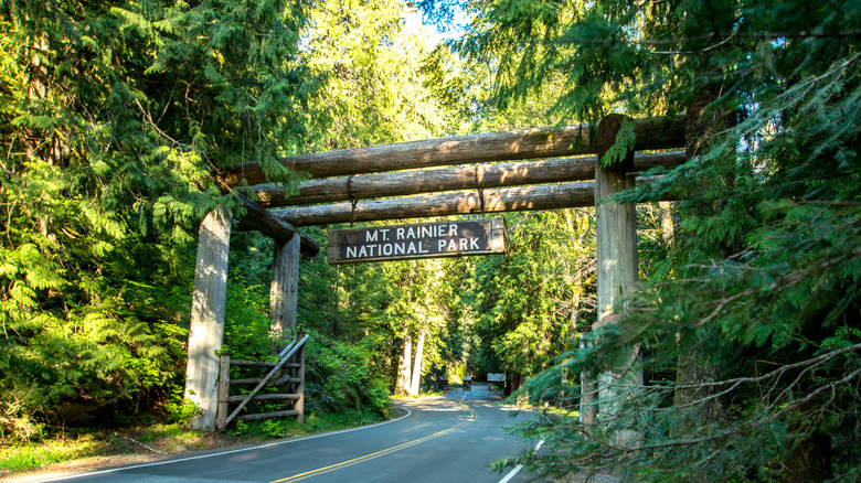 Mt. Rainier park entrance sign