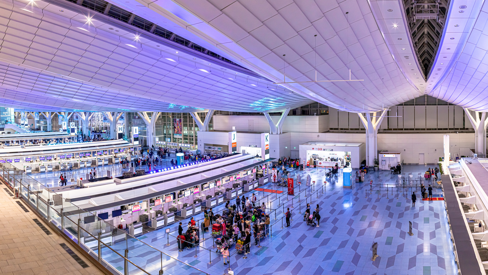 This Tokyo Airport Is Known For Being The Cleanest In The World