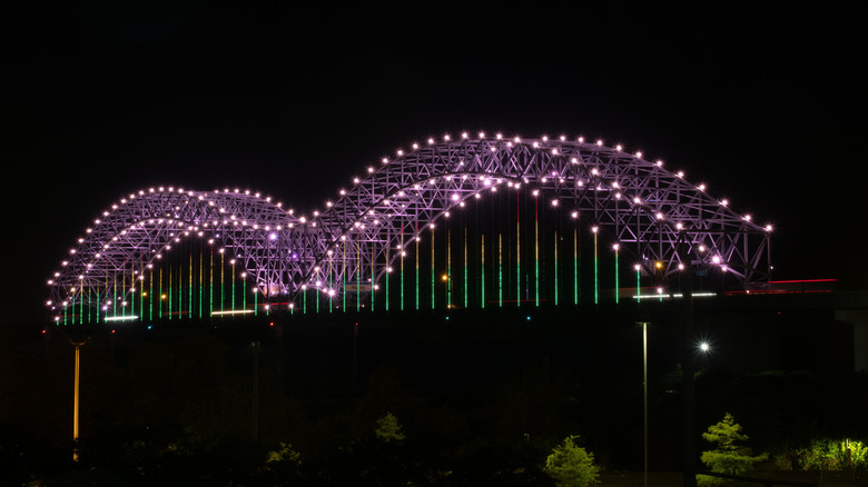Hernando de Soto bridge lights Memphis
