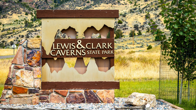 Lewis & Clark Caverns State Park sign