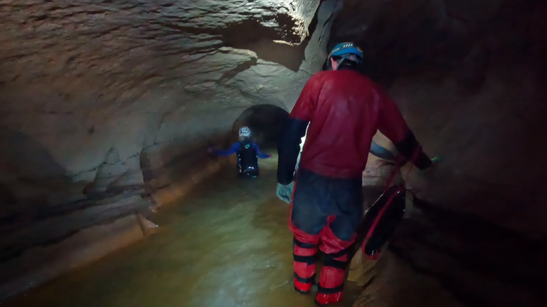 Group touring Bronson/Donaldson Caves