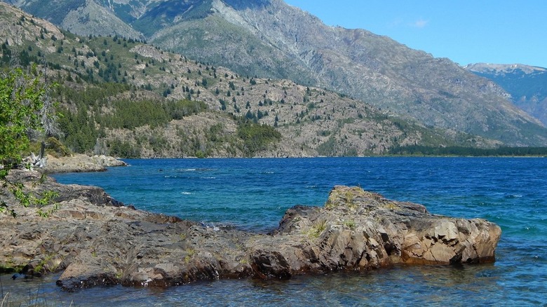 Lake Epuyén 