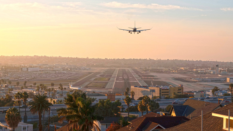 Plane landing at San Diego airport