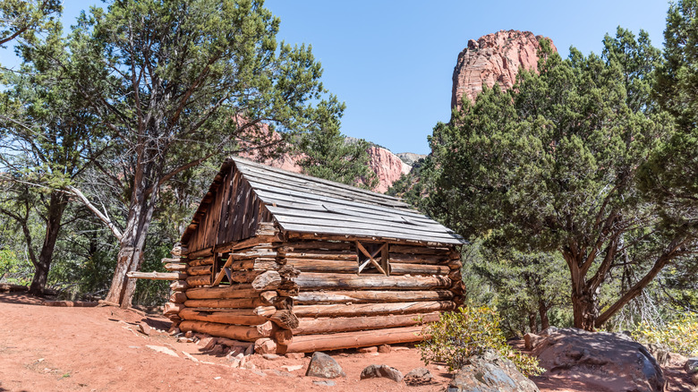 old log cabin along trail 