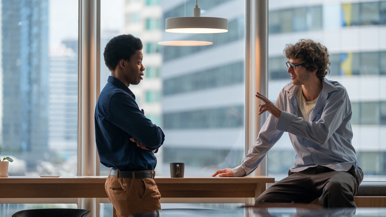 two people having a conversation