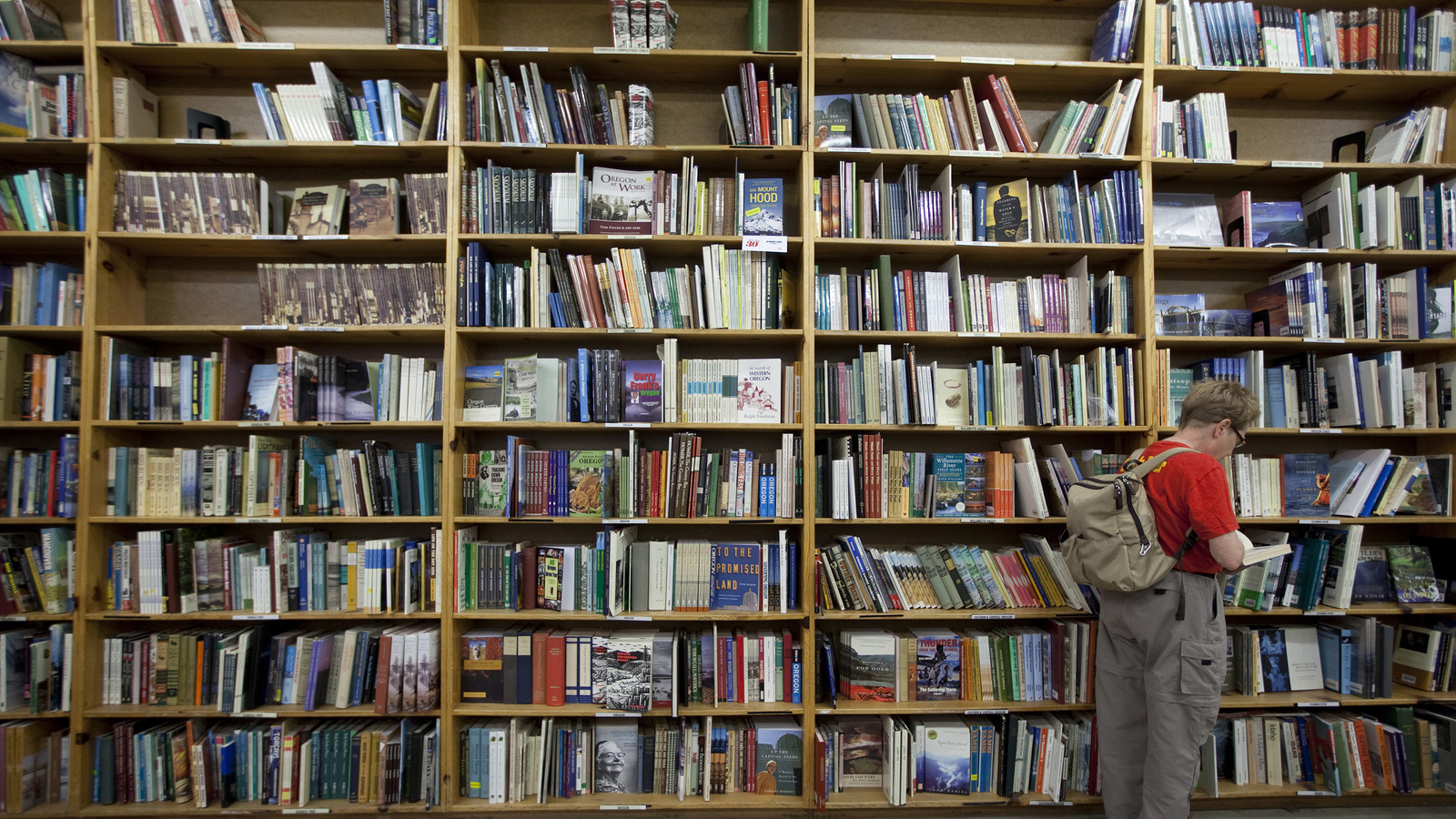Visit One Of The Largest Bookstores In The World At This West Coast