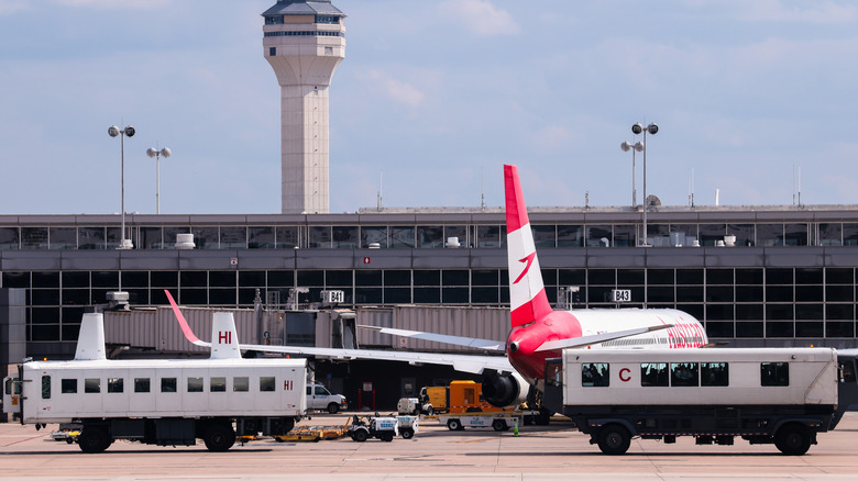 People movers on the concourse at Washington Dulles International Airport.