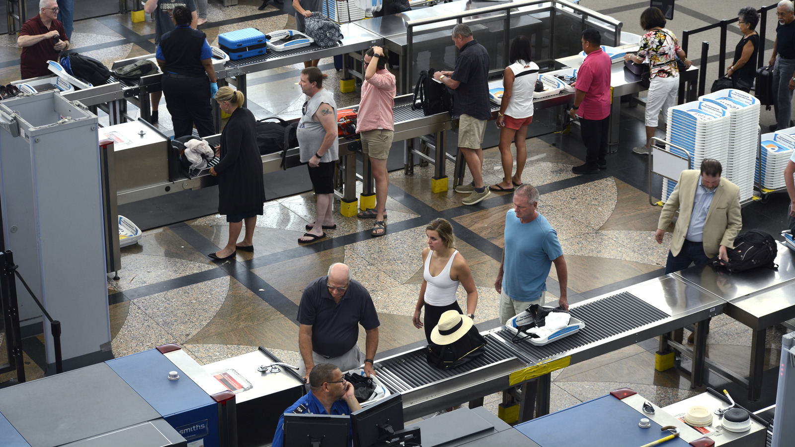 What Are The TSA's Rules For Traveling With Candles?