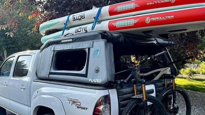 FLATED Air-Topper with paddleboards