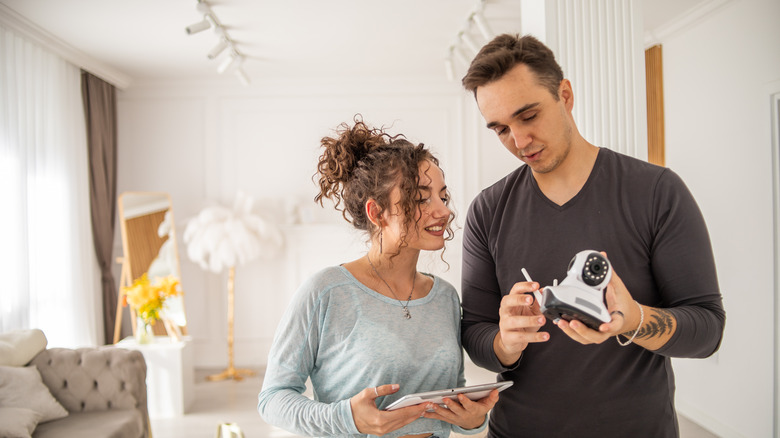 Couple with camera 