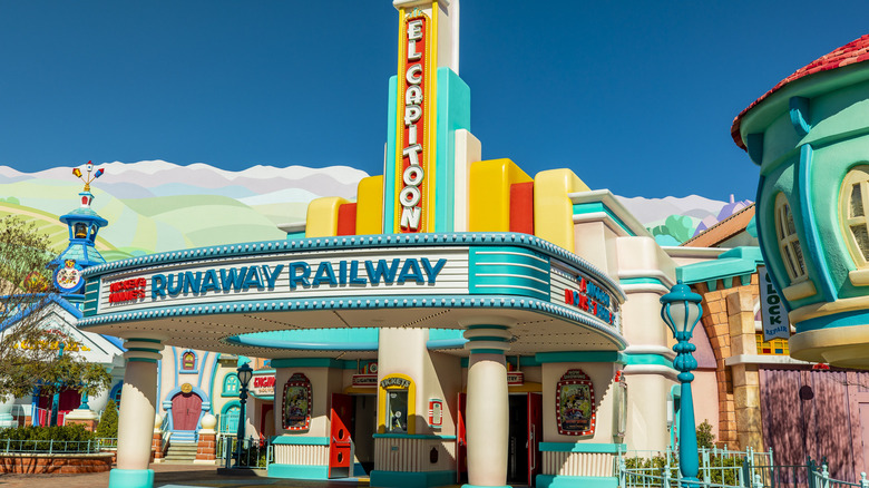 Mickey & Minnie's Runaway Railway