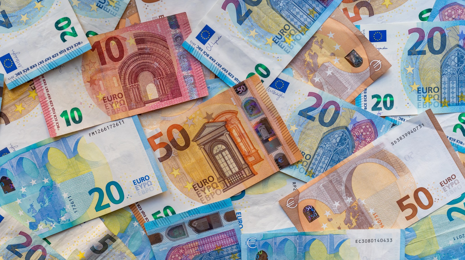 what-you-should-know-about-the-tourist-tax-when-visiting-europe