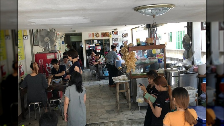 customers eating in Khao Soi Maesai in Chiang Mai