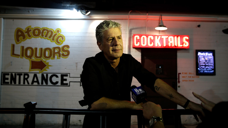 Anthony Bourdain being interviewed