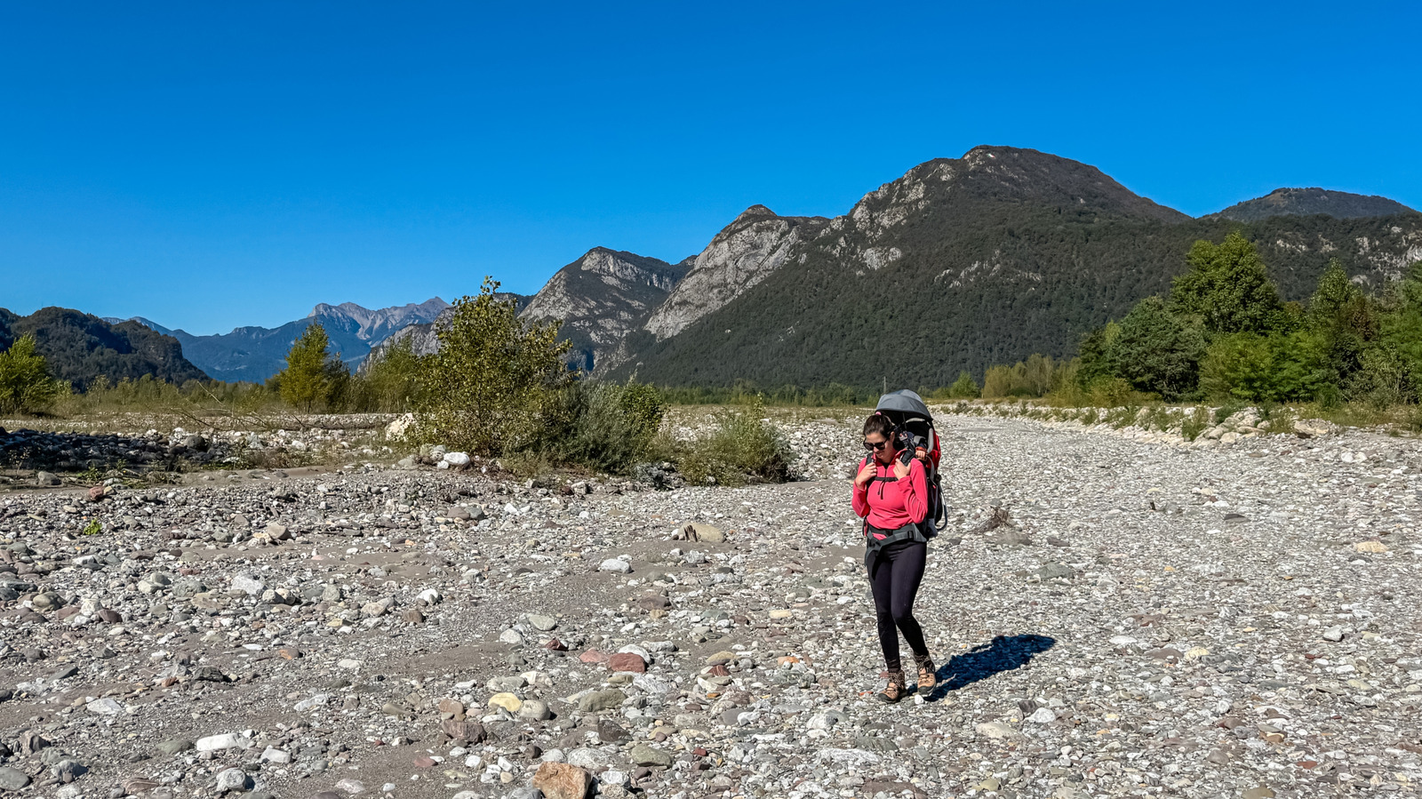 Why Outdoor Experts And Survivalists Warn Against Camping In Dry Riverbeds
