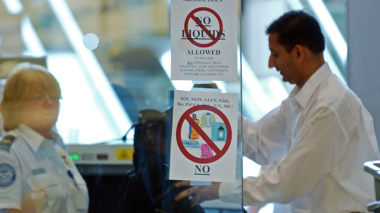 TSA Checkpoint 