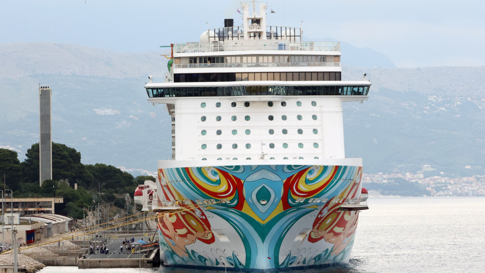 Yes You Can Remove The Prepaid Gratuities On A Cruise Here s How yes-you-can-remove-the-prepaid-gratuities-on-a-cruise-here-s-how
