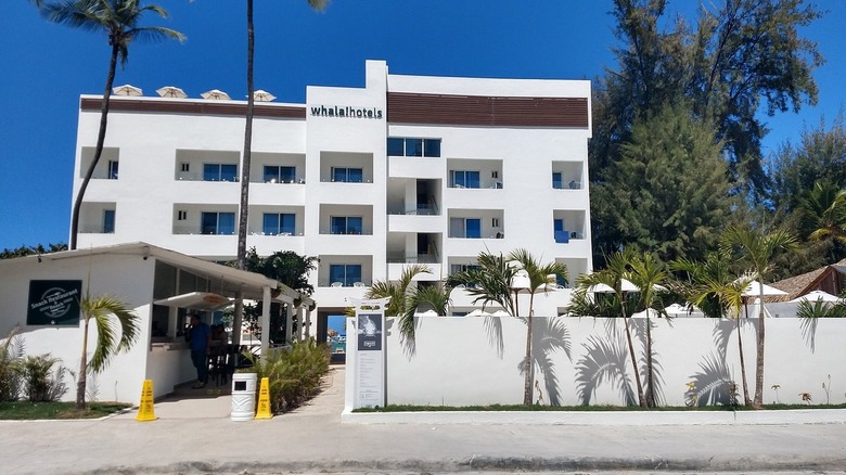 exterior of whala!bavaro